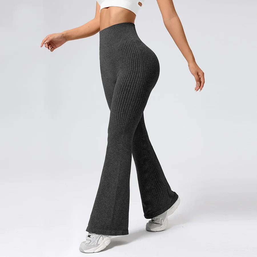 Elara Seamless Flare Legging