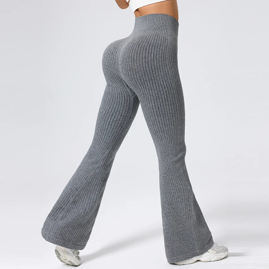 Elara Seamless Flare Legging